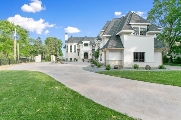 Cost of Concrete Driveway Installation in Frederick